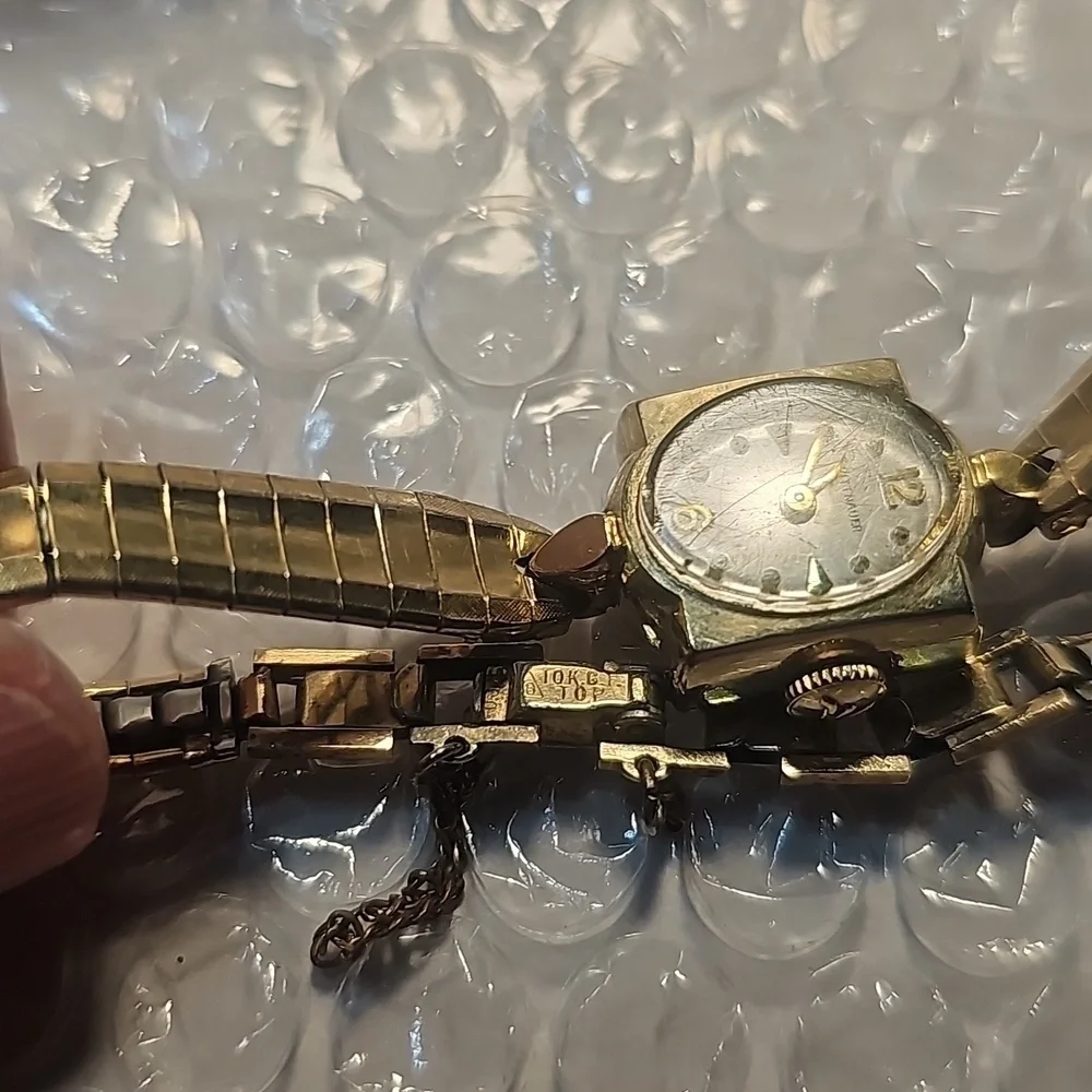 Whitnauer Women's Vintage Wrist Watch 10k G  Top